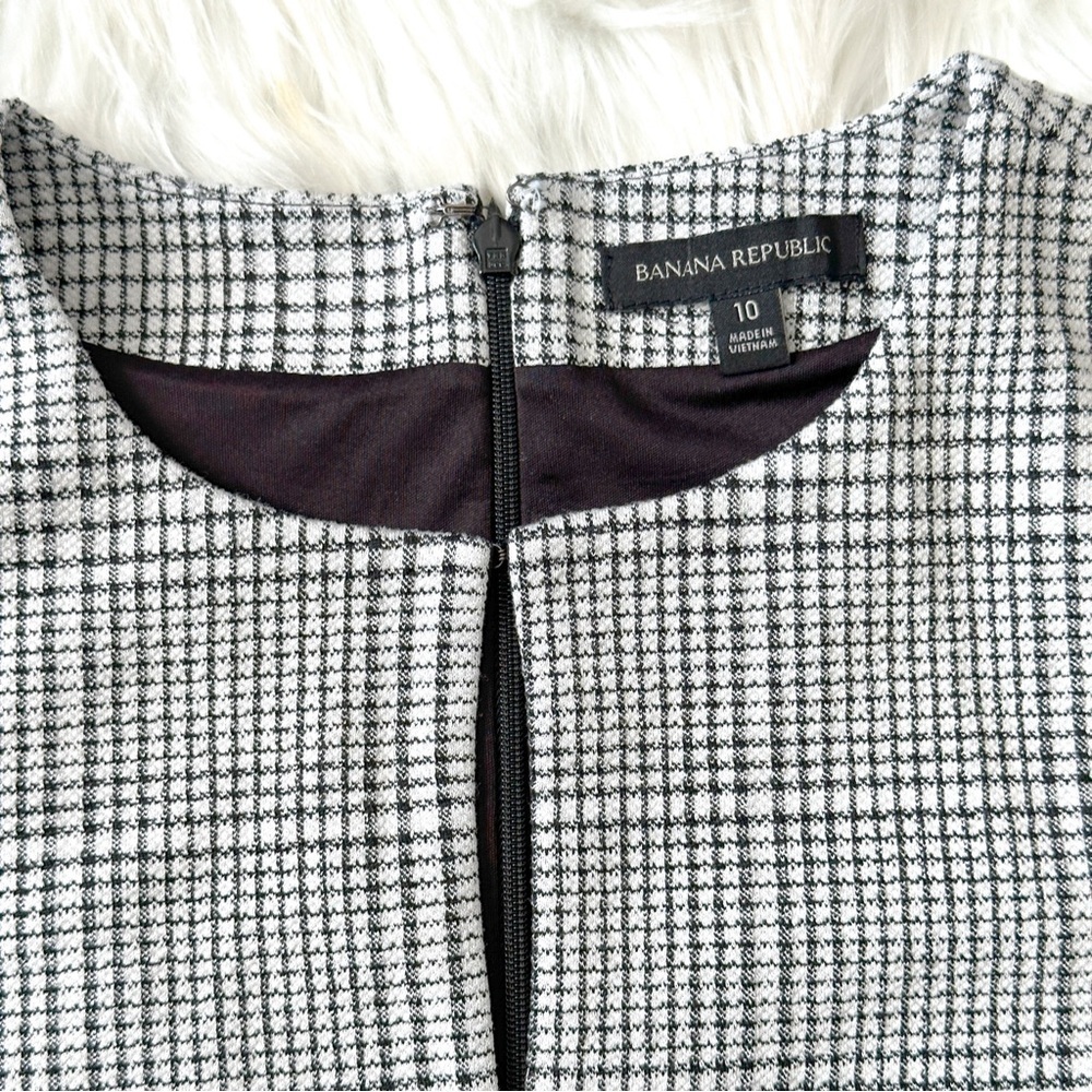 Banana Republic  KEYHOLE SHEATH DRESS 10 - Picture 12 of 13